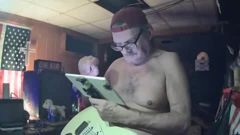 flamingfartguy online show from 12.31.24