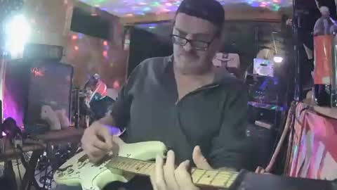 flamingfartguy online show from 09.10.25