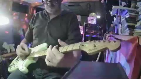 flamingfartguy online show from 09.15.25