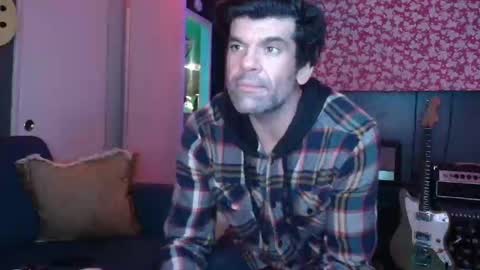 Flannel Dong online show from 09.26.25