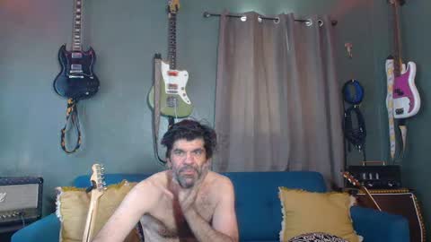 Flannel Dong online show from 10.10.25