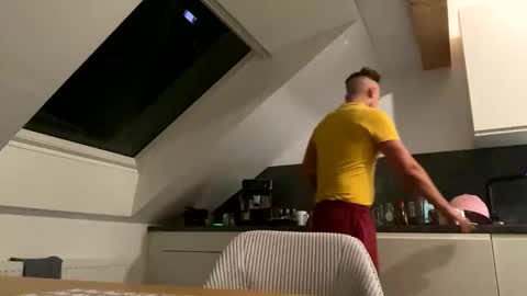 flashi1990 online show from 10.20.25