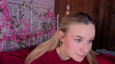 Amina online show from 11.25.25