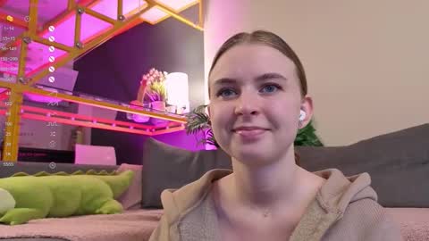 Leia online show from 10.14.25