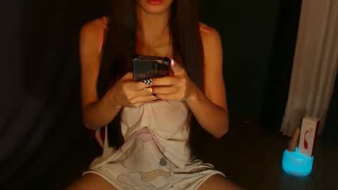 Snapshot of flexibleyassi chatting on 12.19.24 yassi online show from 12.19.24