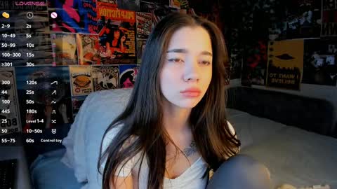 Snapshot of flirtykitty_ chatting on 03.08.25 Emely  online show from 03.08.25