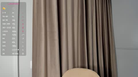 Emely  online show from 11.08.25