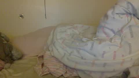 Snapshot of floraexploration chatting on 01.21.25 floraexploration online show from 01.21.25