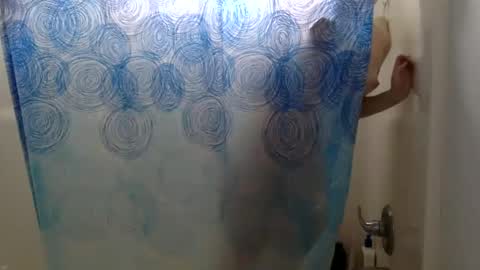 Snapshot of floraexploration chatting on 02.20.25 floraexploration online show from 02.20.25