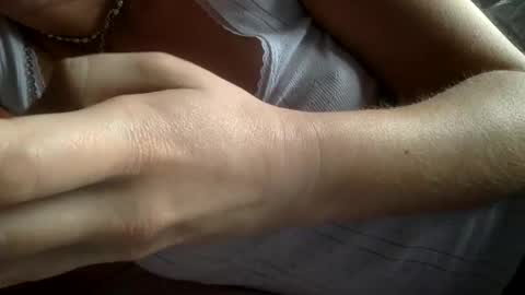 Snapshot of floraexploration chatting on 10.27.25 floraexploration online show from 10.27.25