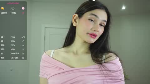 Snapshot of floralmuse chatting on 09.24.25 Viola online show from 09.24.25