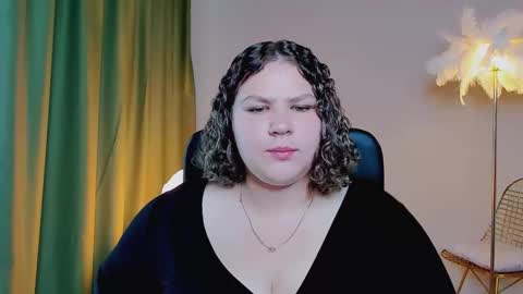 florenceanderson_ online show from 09.18.25