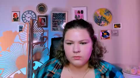 florenceanderson_ online show from 09.25.25