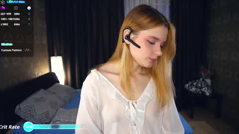 Snapshot of florencewilliam chatting on 10.21.25 Miranda Day Edanight. online show from 10.21.25