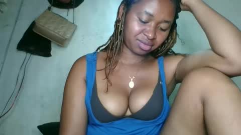 florencia011 online show from 10.29.25