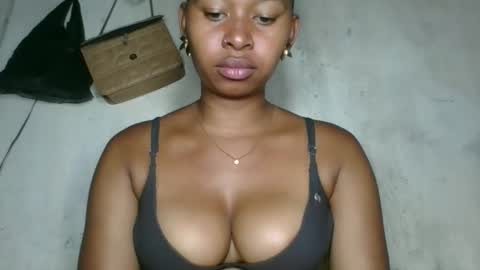 florencia011 online show from 11.09.25