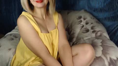 floretdiana online show from 10.21.25