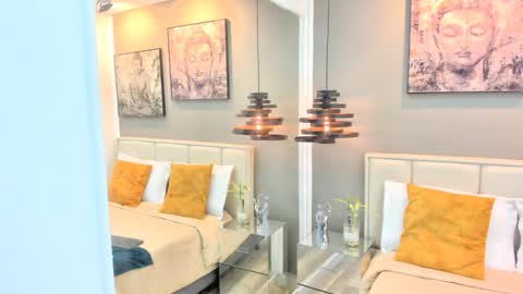 Florian Sven online show from 10.28.25