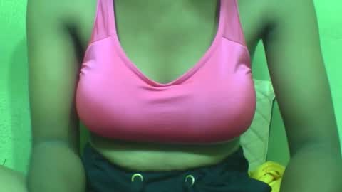 Snapshot of florine592953 chatting on 02.03.26 florine592953 online show from 02.03.26