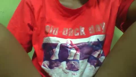 Snapshot of florine592953 chatting on 02.15.26 florine592953 online show from 02.15.26