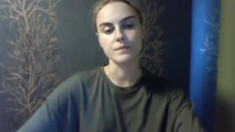 Snapshot of flower_bluee chatting on 08.05.26 Ambika 3 online show from 08.05.26
