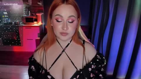 Camelia online show from 02.04.25