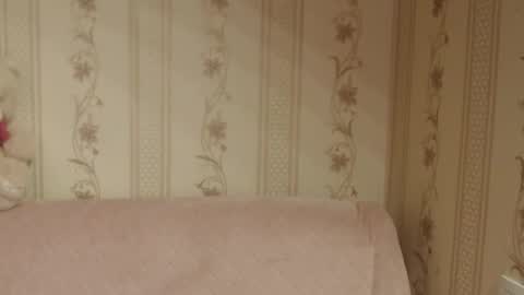 say meow and send tip  online show from 11.19.25