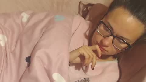 say meow and send tip  online show from 10.03.25