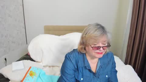 Flowerlower online show from 01.27.25