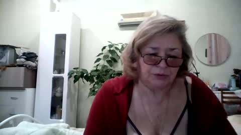 Flowerlower online show from 01.28.25