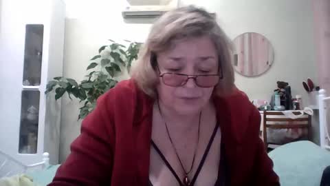 Flowerlower online show from 01.31.25