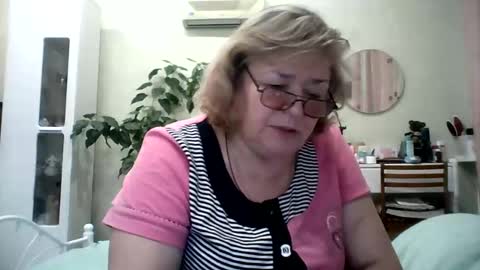 Flowerlower online show from 02.01.25