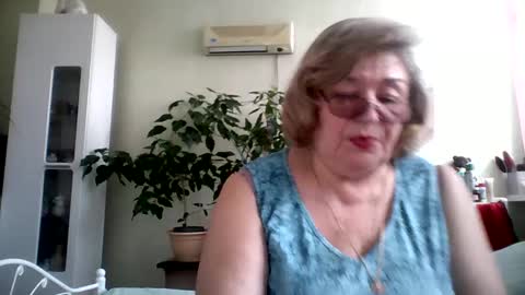 Flowerlower online show from 02.11.25