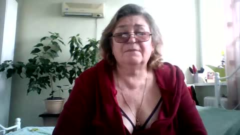 Flowerlower online show from 03.04.25