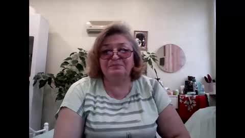 Flowerlower online show from 03.12.25