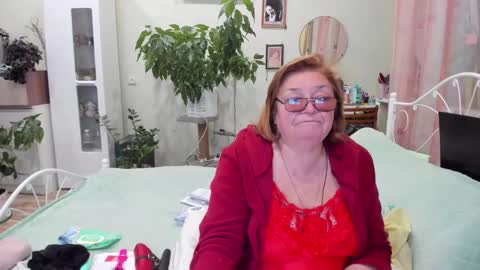 Flowerlower online show from 09.18.25