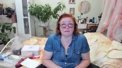 Flowerlower online show from 10.16.25