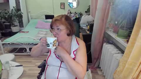 Flowerlower online show from 02.13.26