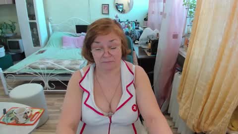 Flowerlower online show from 02.15.26