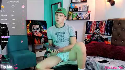 flowers109 online show from 11.26.25