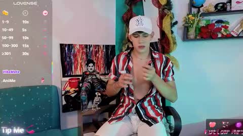 flowers109 online show from 12.13.25