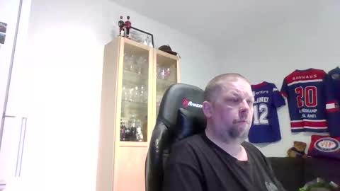 fluffy_espen online show from 04.26.26