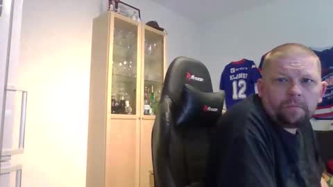 fluffy_espen online show from 06.09.26