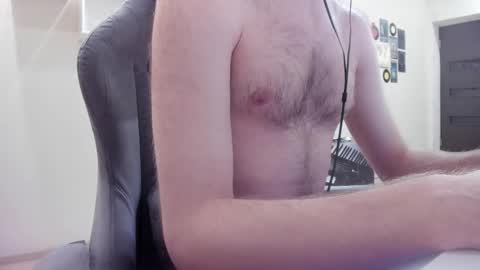 Snapshot of fluffycat_ chatting on 02.09.25 fluffycat online show from 02.09.25