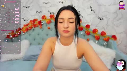 Snapshot of flufyfoxx chatting on 10.23.25 Lina online show from 10.23.25