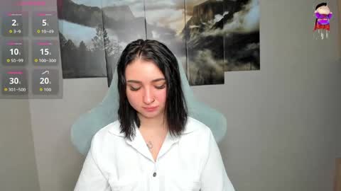 Lina online show from 04.19.26