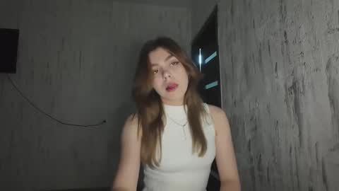 Snapshot of fly_gir_ chatting on 10.21.25 Eva online show from 10.21.25