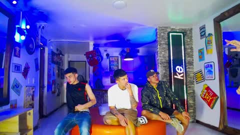 flyckers online show from 12.02.24