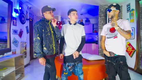 flyckers online show from 12.04.24