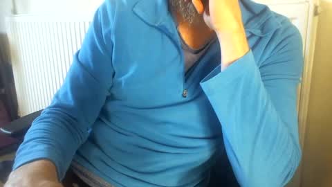 Snapshot of fns2011 chatting on 09.29.25 fns2011 online show from 09.29.25